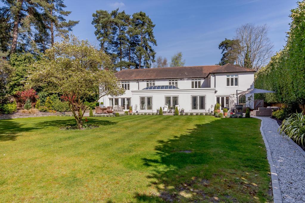 Woodlands Ride, Ascot, Berkshire, SL5 5 bed detached house for sale £2,495,000