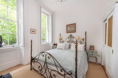 4 bedroom apartment for sale - Connaught Square, London, W2