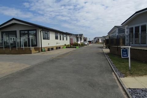 2 bedroom park home for sale - Milford - On - Sea, Lymington, Hampshire, SO41