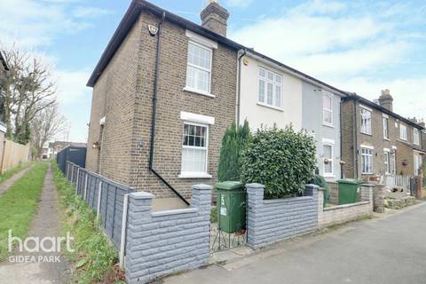 5 Catherine Road, Romford, RM2 5SA