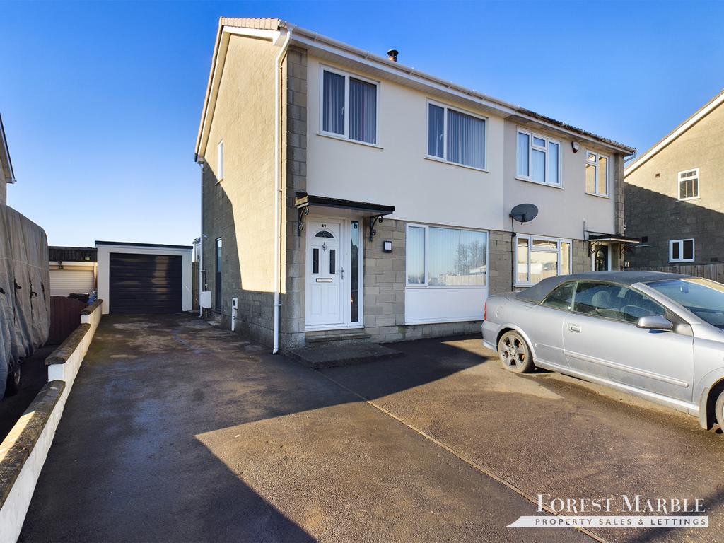Critchill Road, Frome 3 bed semidetached house £375,000