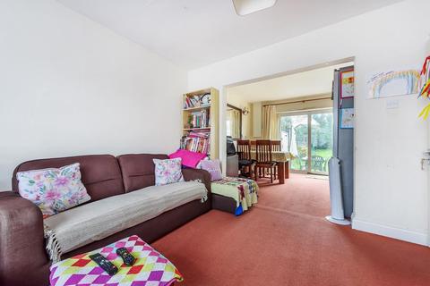 68 Cassiobury Avenue, Feltham, TW14 9JF