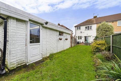 68 Cassiobury Avenue, Feltham, TW14 9JF