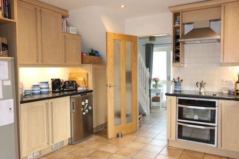 4 Alne End, Great Alne, Alcester, B49 6HH