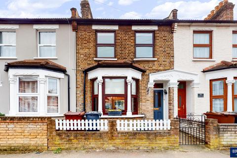 58 Kenneth Road, Romford, RM6 6LP
