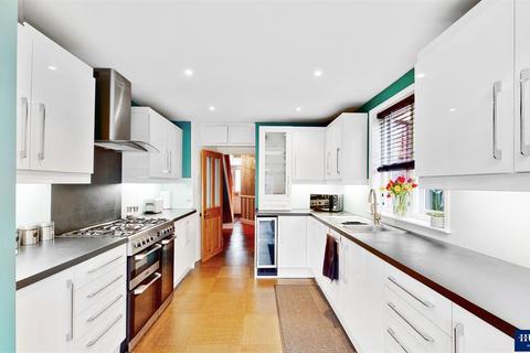 58 Kenneth Road, Romford, RM6 6LP