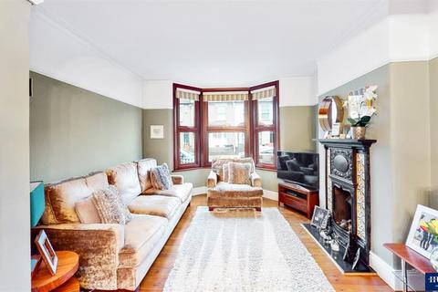 58 Kenneth Road, Romford, RM6 6LP