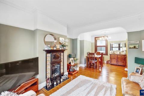 58 Kenneth Road, Romford, RM6 6LP