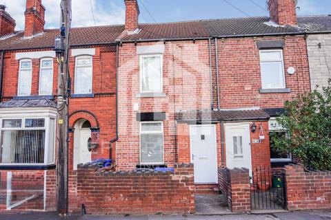 3 bedroom terraced house to rent, Bentley Road, Doncaster DN5