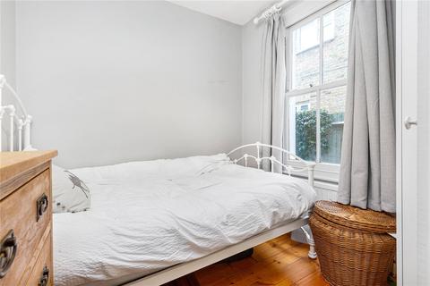 53 Midmoor Road, London, SW12 0ES