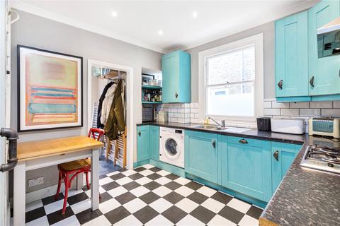 53 Midmoor Road, London, SW12 0ES