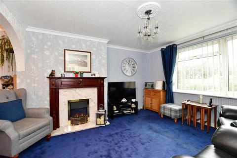3 bedroom terraced house for sale - Long Gages, Basildon, Essex