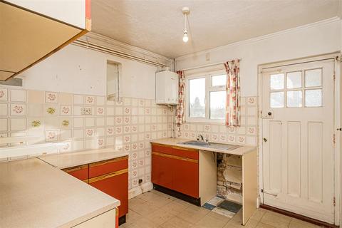 83 Priory Close, Denham, Uxbridge, UB9 5AU