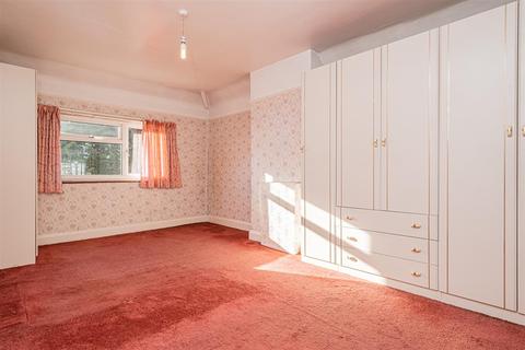 83 Priory Close, Denham, Uxbridge, UB9 5AU