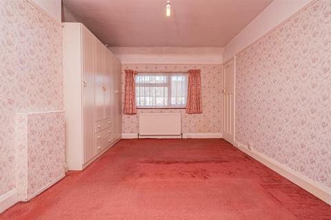 83 Priory Close, Denham, Uxbridge, UB9 5AU