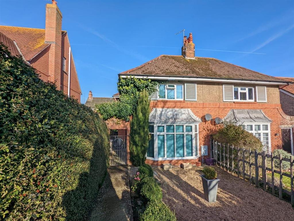 Bincleaves Road, Weymouth 3 bed semidetached house £550,000