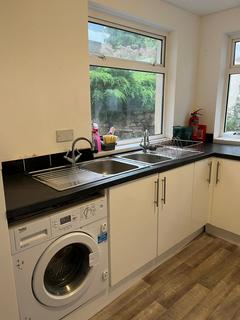 5 bedroom terraced house to rent, Swansea SA1