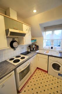 11 Minimax Close, Feltham, TW14 9EQ