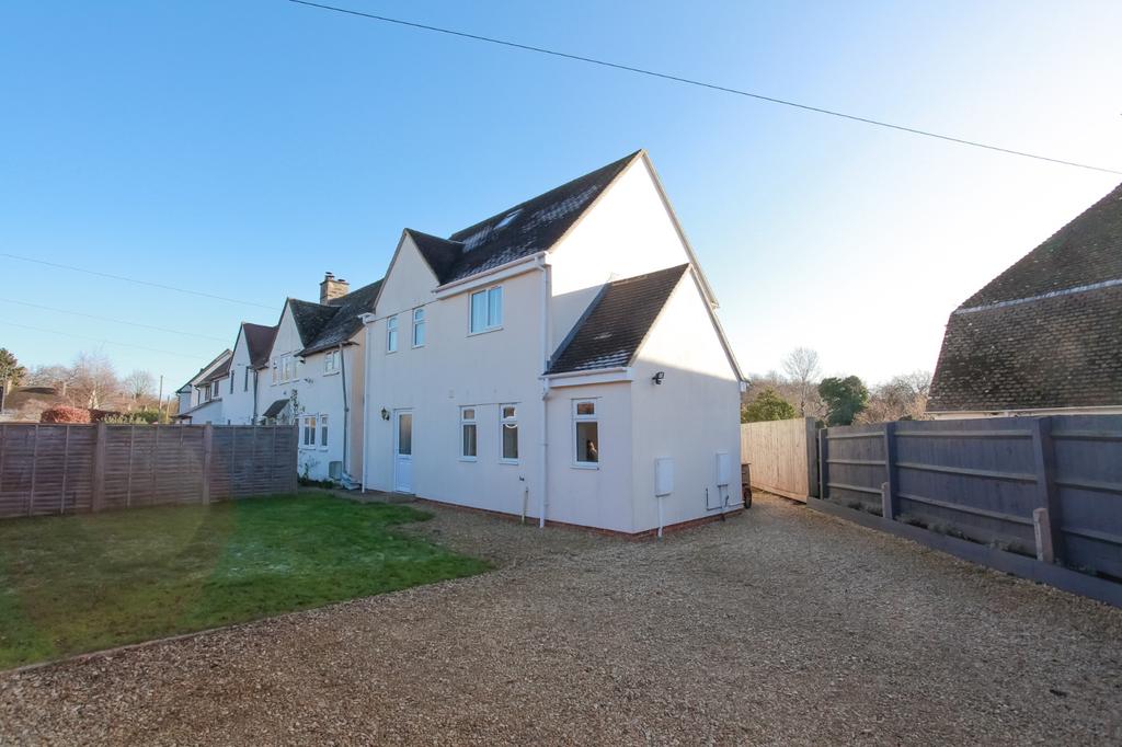 Orchard Way, Kings Sutton 3 bed detached house £350,000