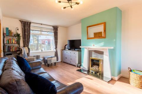13 Broadgate Walk, Horsforth, Leeds, LS18 4HF