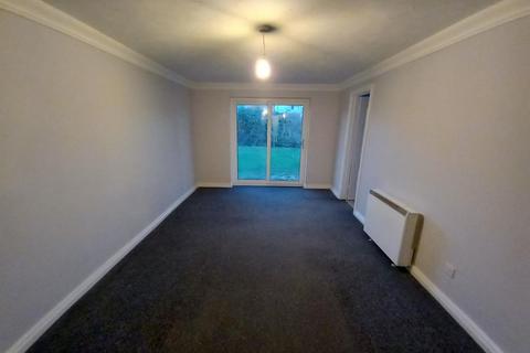 2 bedroom apartment to rent, Troutbeck Close,  Slough,  SL2