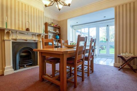 23 Kidmore Road, Caversham, Reading, RG4 7LR