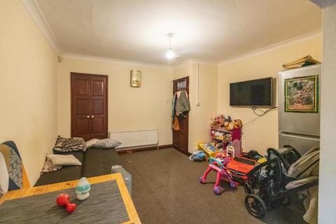 2 bedroom semi-detached house for sale - Reservoir Road, Selly Oak, Birmingham, B29