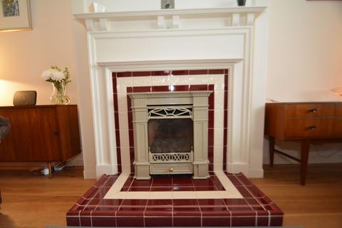 101 Baronald Drive, Glasgow, G12 0HR