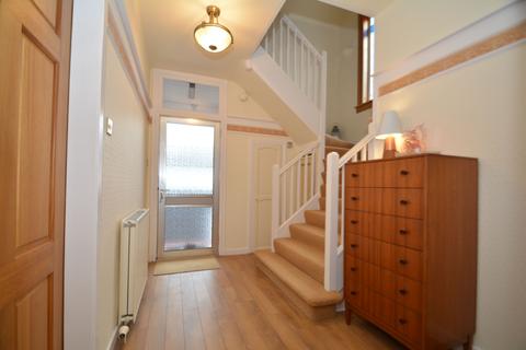 101 Baronald Drive, Glasgow, G12 0HR