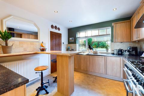 8 Chantry Close, Disley, Stockport, SK12 2DP