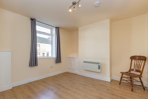 Studio to rent - Ford Green Road, Smallthorne