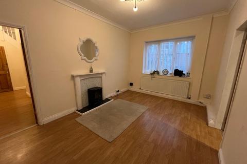 3 bedroom semi-detached house to rent, Milton Street, Darlington, County Durham