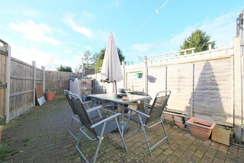 17 Old Hill, Orpington, BR6 6BW