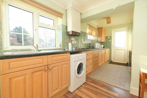 17 Old Hill, Orpington, BR6 6BW