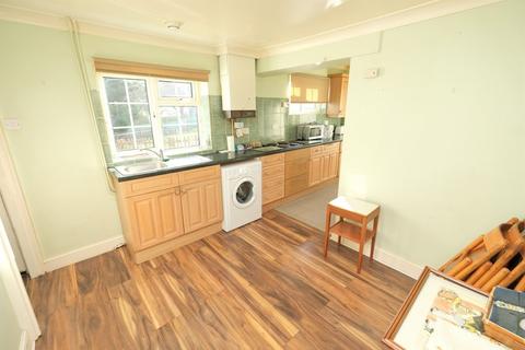 17 Old Hill, Orpington, BR6 6BW