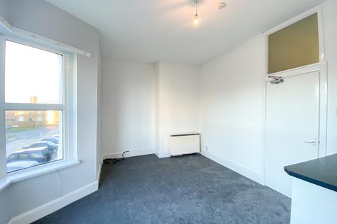 2 bedroom apartment for sale - Borth, Ceredigion