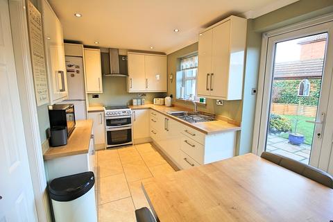 5 Ashurst Close, Wigston, LE18 3SZ