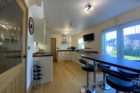 45 Heath Road, Navenby, Lincoln, LN5 0TT