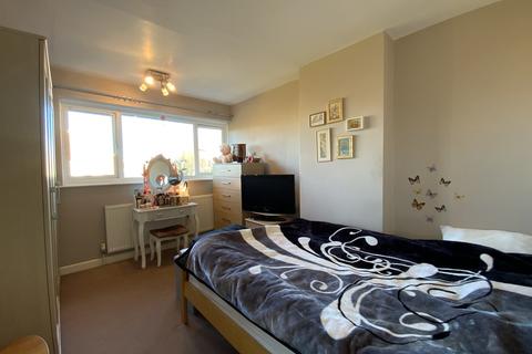 21 Camdon Close, Lincoln, LN5 8SG