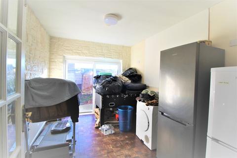 44 Cotford Road, Thornton Heath, CR7 8RB