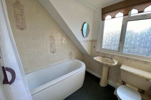 12 Aldermere Road, Kidderminster, DY11 5HN