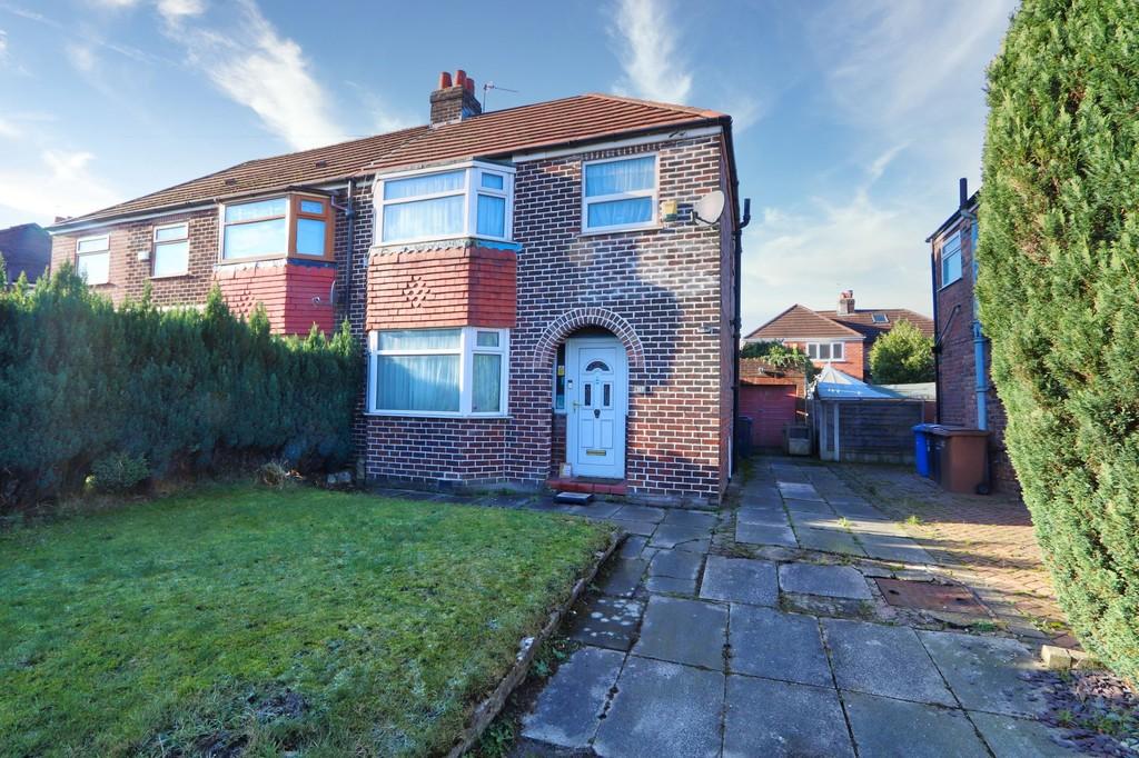 Fiddlers Lane, Irlam 3 bed semidetached house £185,000