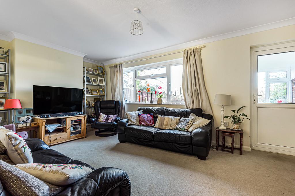 East Woodhay Road, Winchester 4 bed terraced house £475,000