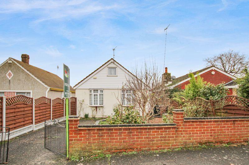 Joydens Wood Road, Bexley 4 bed detached bungalow £525,000