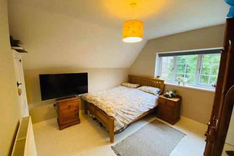 2 The Greenway, Llandarcy, Neath, SA10 6JB