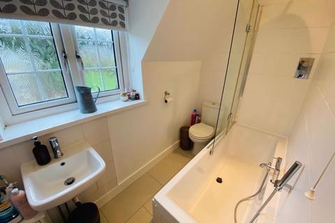 2 The Greenway, Llandarcy, Neath, SA10 6JB
