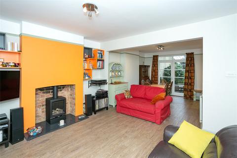 4 bedroom end of terrace house for sale - Westbury Road, Watford, Hertfordshire, WD18