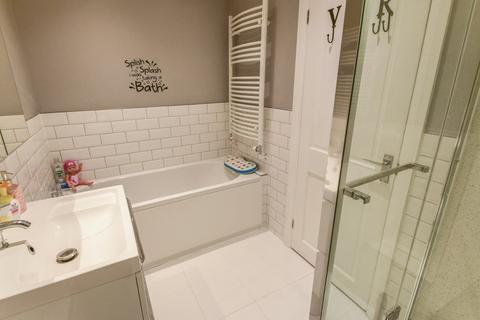 59 Abinger Drive, Chatham, ME5 8UL