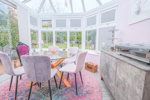 62 Beechcroft Crescent, Sutton Coldfield, B74 3SH