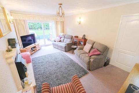 62 Beechcroft Crescent, Sutton Coldfield, B74 3SH
